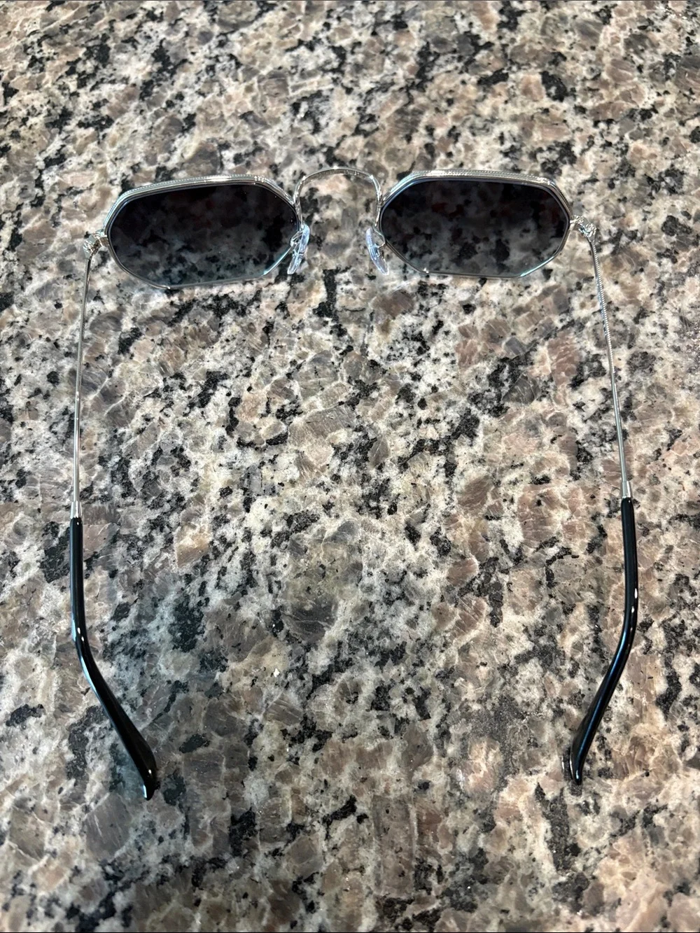NWT Ray-Ban Women’s Octagonal Gradient Grey Lenses Octagonal Sunglasses